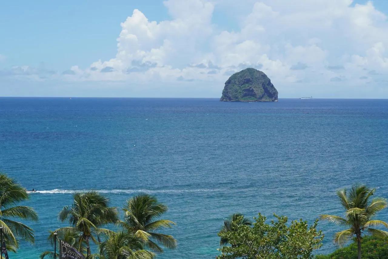 Studio Gap Le Diamant 0*,  Martinique