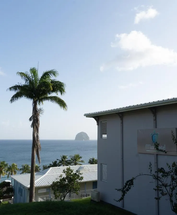 Studio Gap Le Diamant 0*,  Martinique